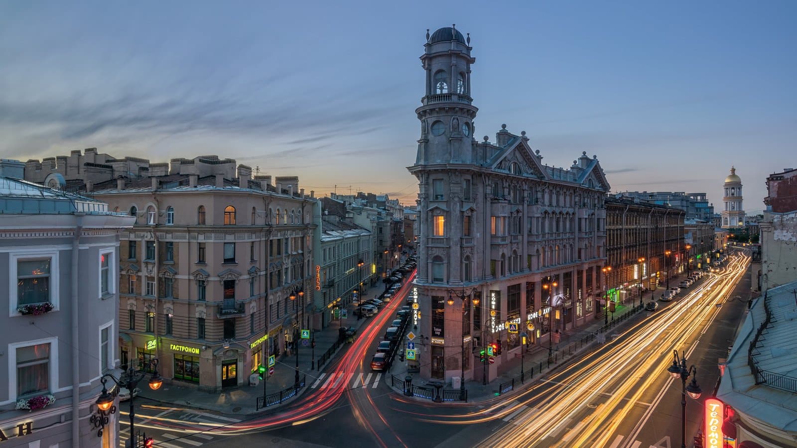 Rubinstein Street at night: where to go, what dinner costs and when to book a table