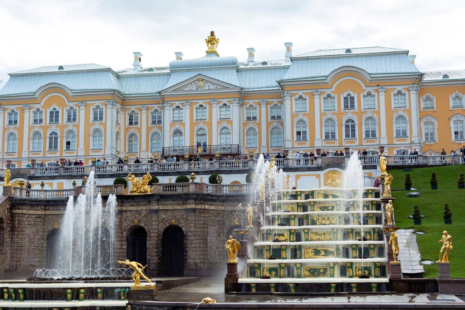 Peterhof Tickets and Prices 2026: the Park, the Palace and the Foreign Rate
