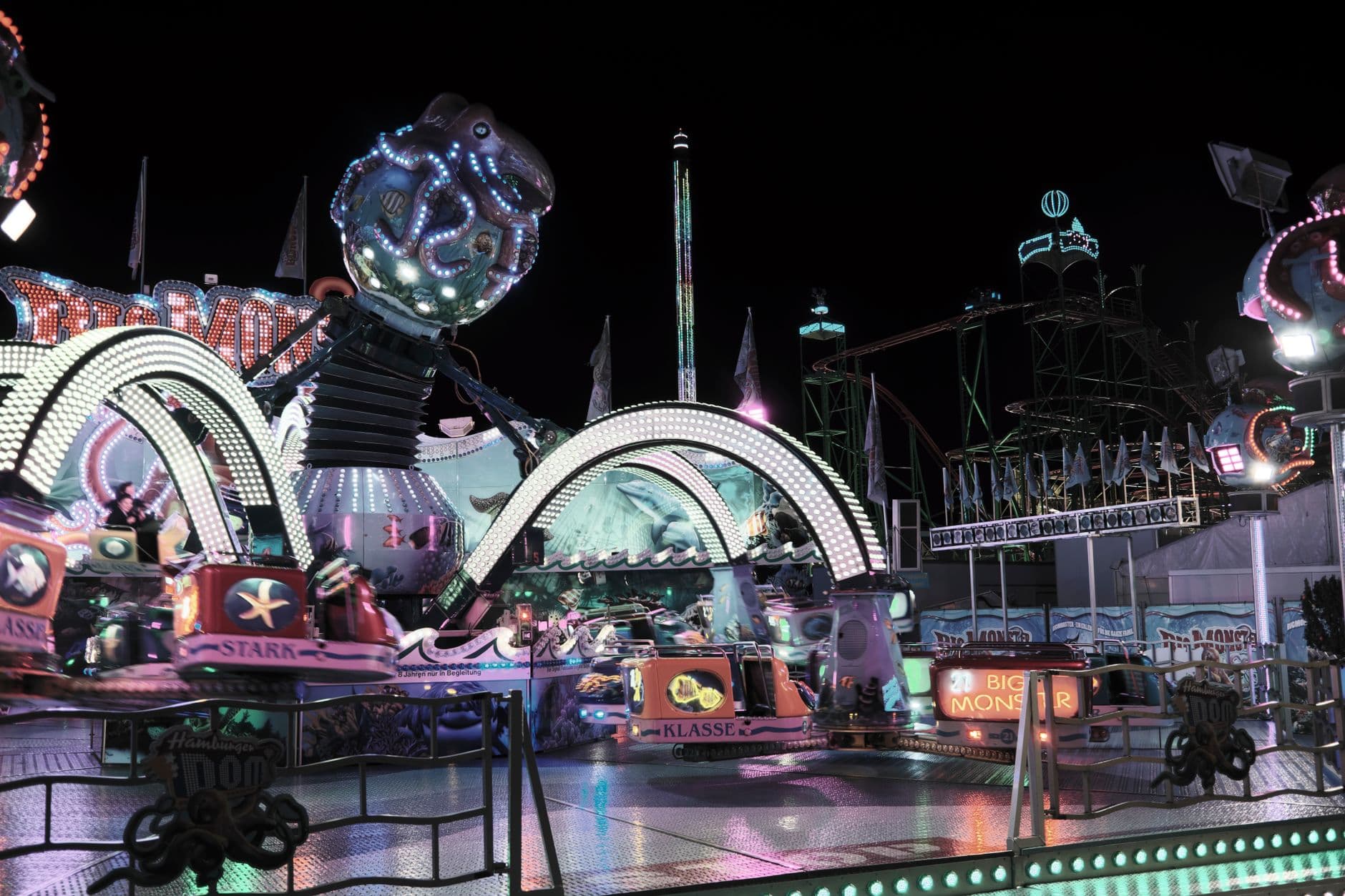 Divo Ostrov Amusement Park in Saint Petersburg 2026: Rides, Tickets and Krestovsky Island Visiting Guide