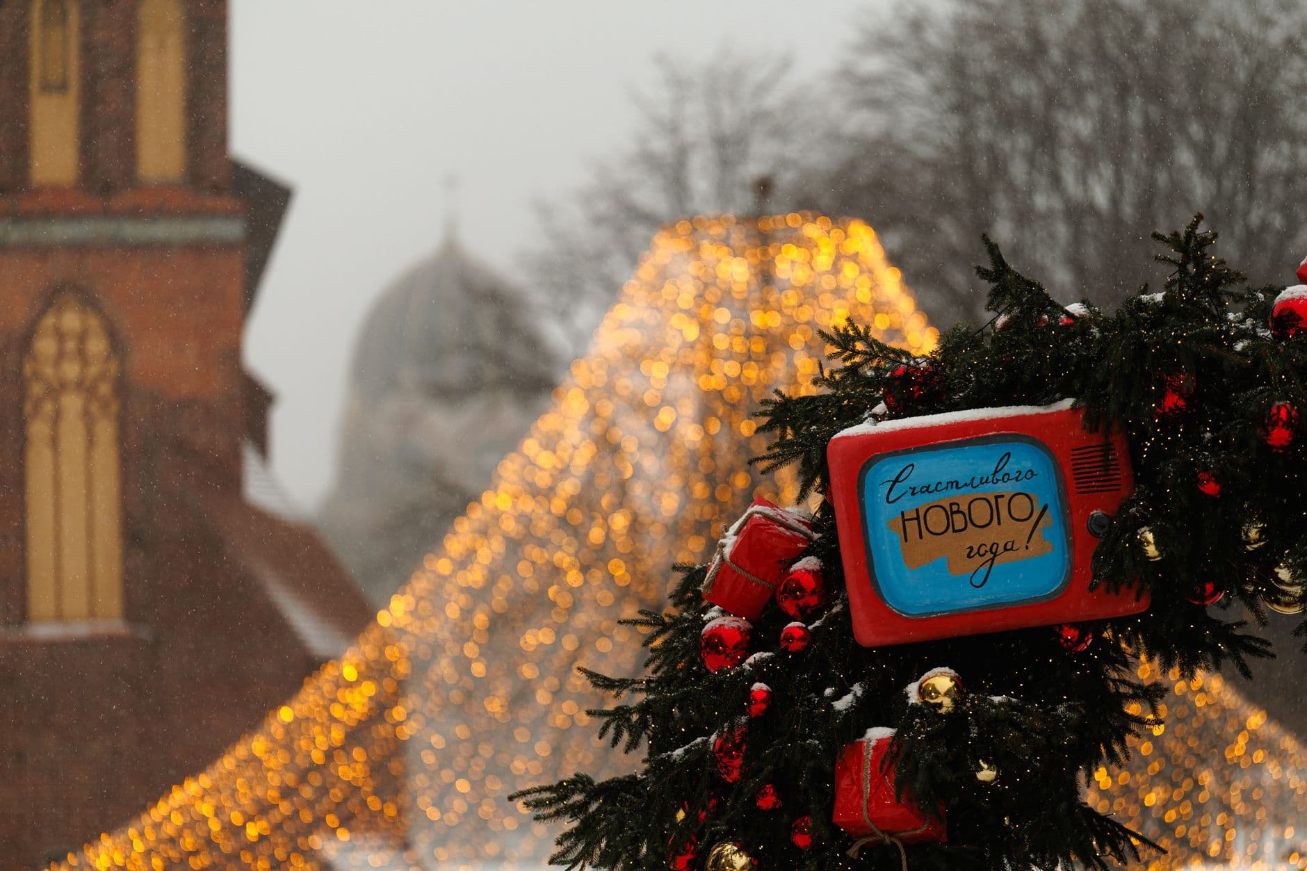 New Year in Saint Petersburg 2026: Fireworks & Free Views