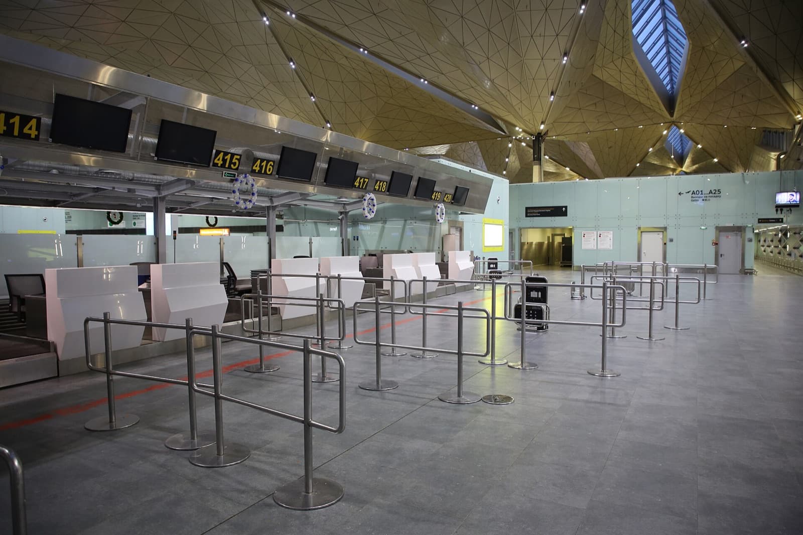 Mother-and-Child Rooms at Pulkovo Airport and Saint Petersburg Railway Stations: Where, What Is Inside and What It Costs