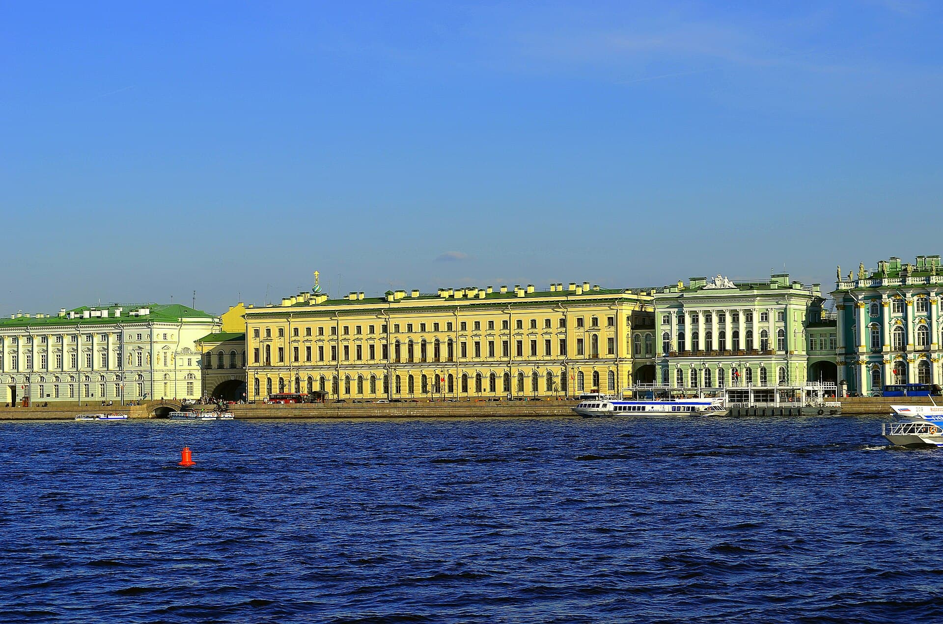 St Petersburg Museums on a Monday: What's Closed and Where to Go