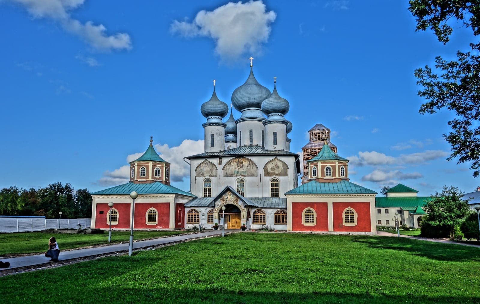 Tikhvin in a Day: The Assumption Monastery and the Tikhvin Icon