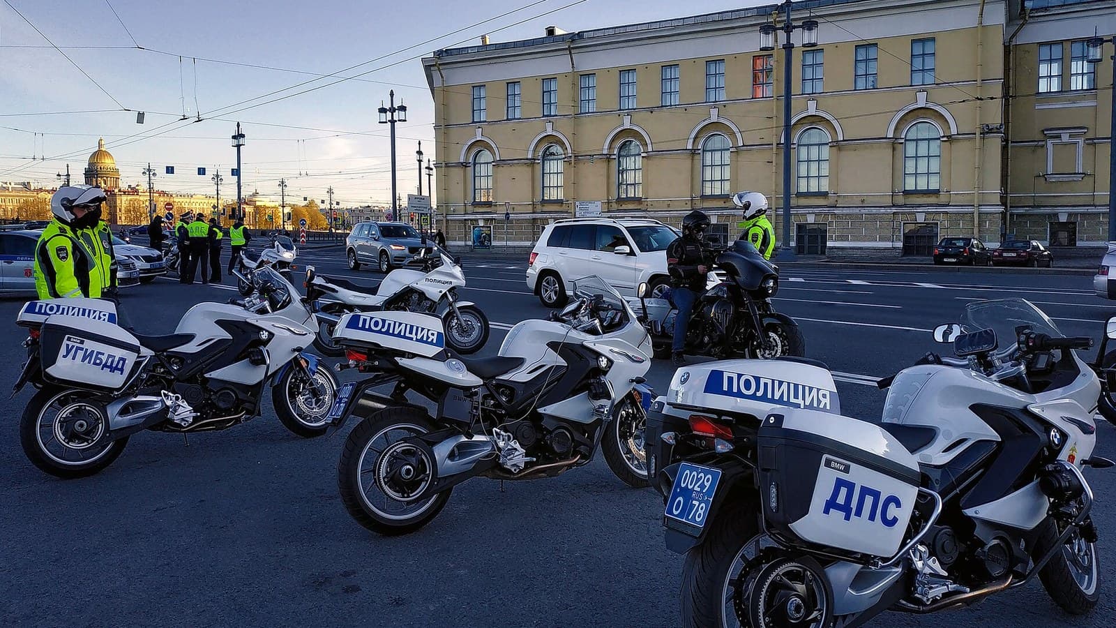 Phone stolen in Saint Petersburg: what to do in the first hours