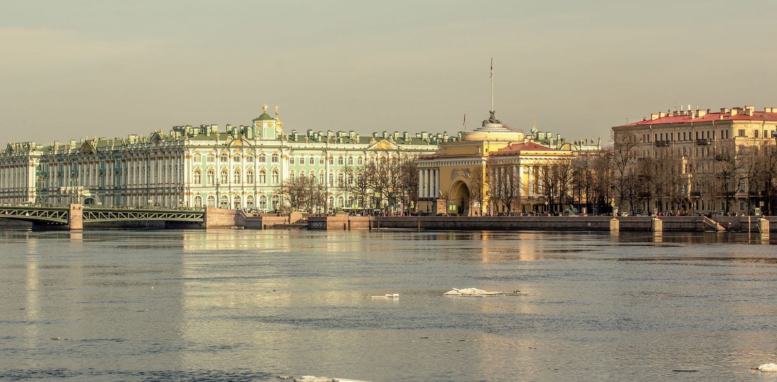 The Most Beautiful Embankments in Saint Petersburg: A Walking Guide to Both Banks