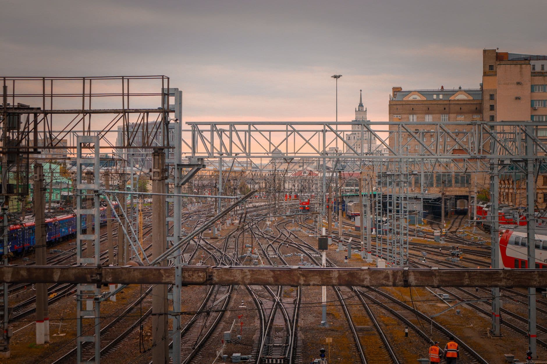 Moscow to Saint Petersburg by Train in 2026: Sapsan Tickets, Classes and How Foreigners Can Buy Them