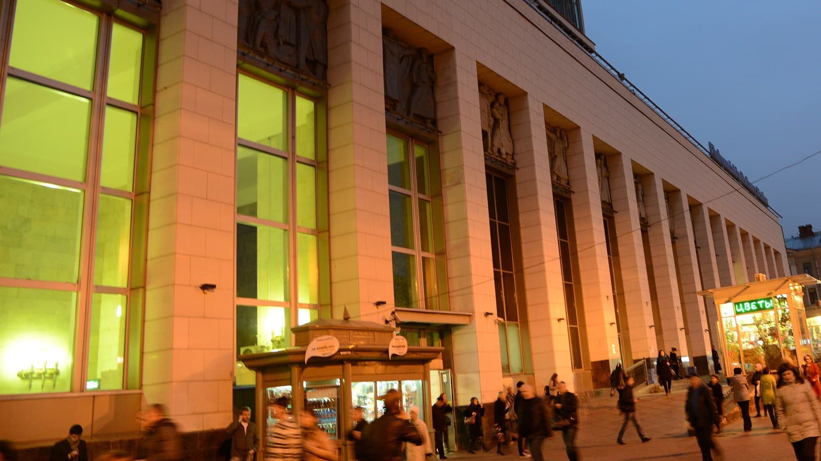 Eight Day Trips from Saint Petersburg in Autumn and What to Check First
