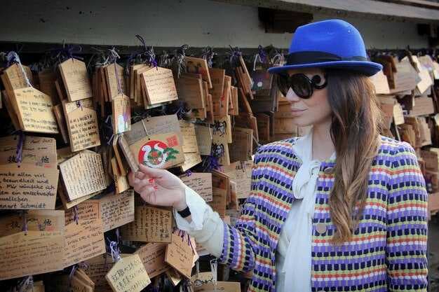 St. Petersburg Souvenir Shops - Learn Where to Buy Original Russian Keepsakes