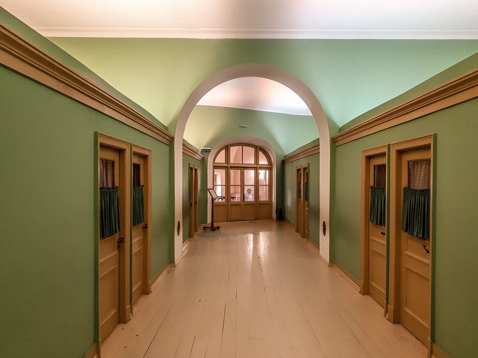 The fourth-floor corridor with doors to the pupils' rooms