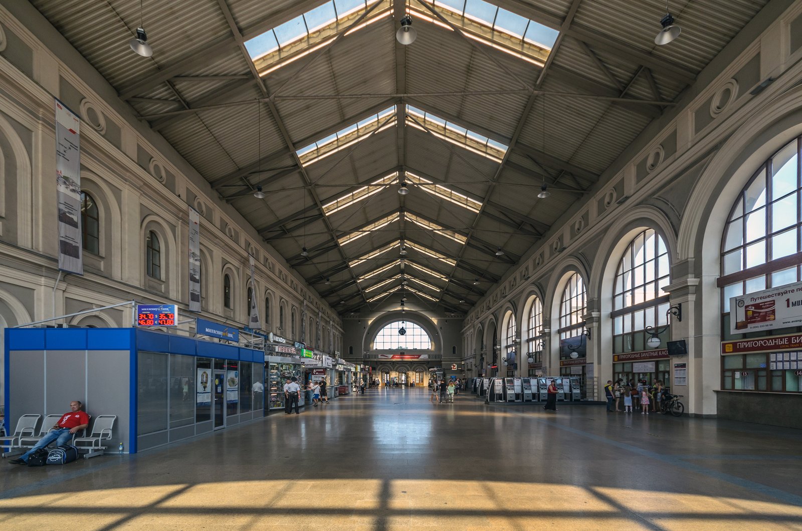 The waiting hall of the Baltic Station