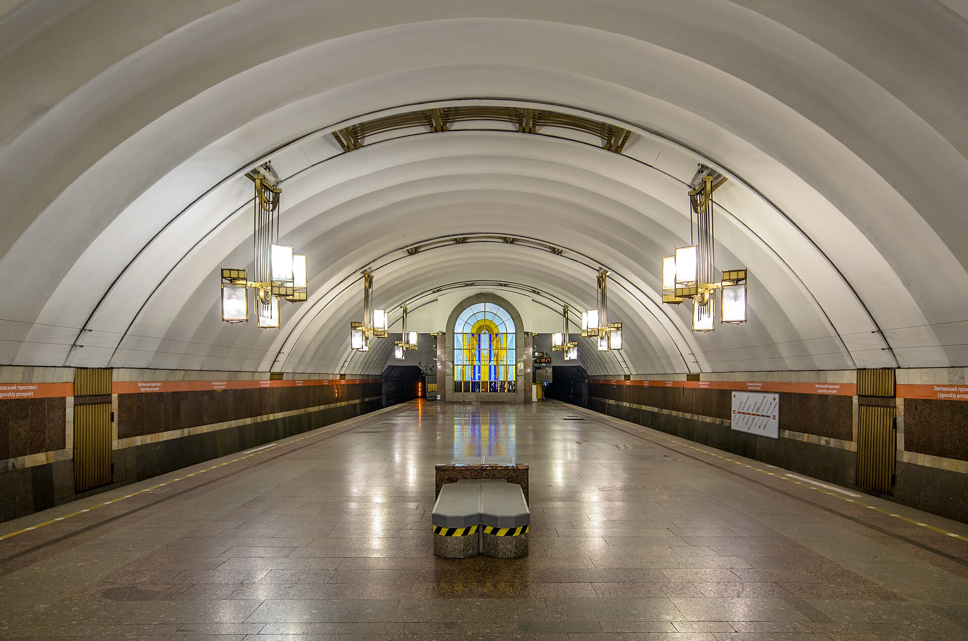 Ligovsky Prospekt metro station