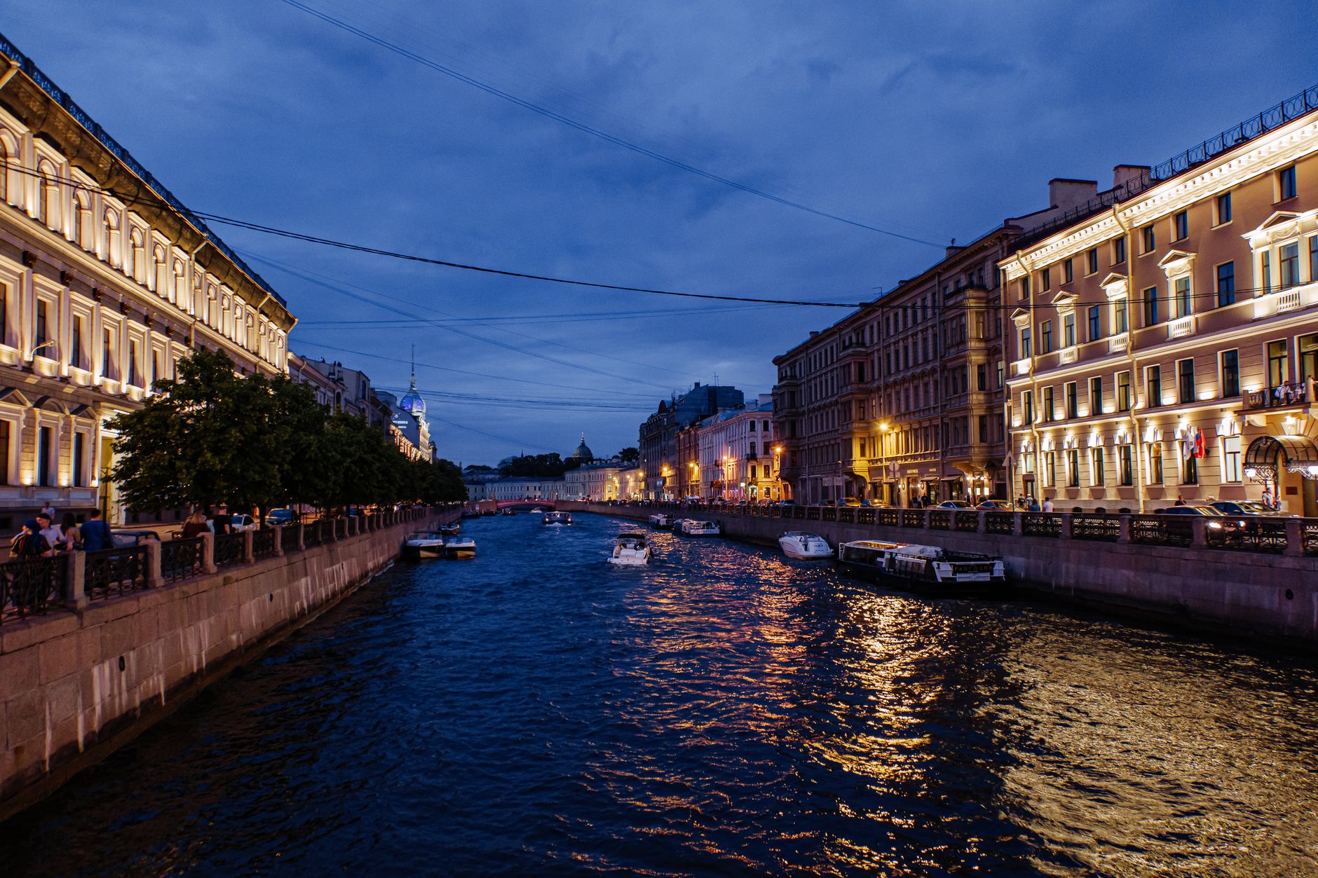 Outdoor Dining Culture Along Nevsky Prospekt and Beyond