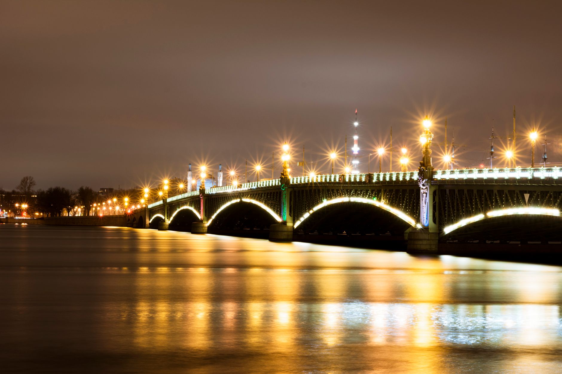 Palace Bridge: Key Facts, Viewing Tips, and Visual Opportunities