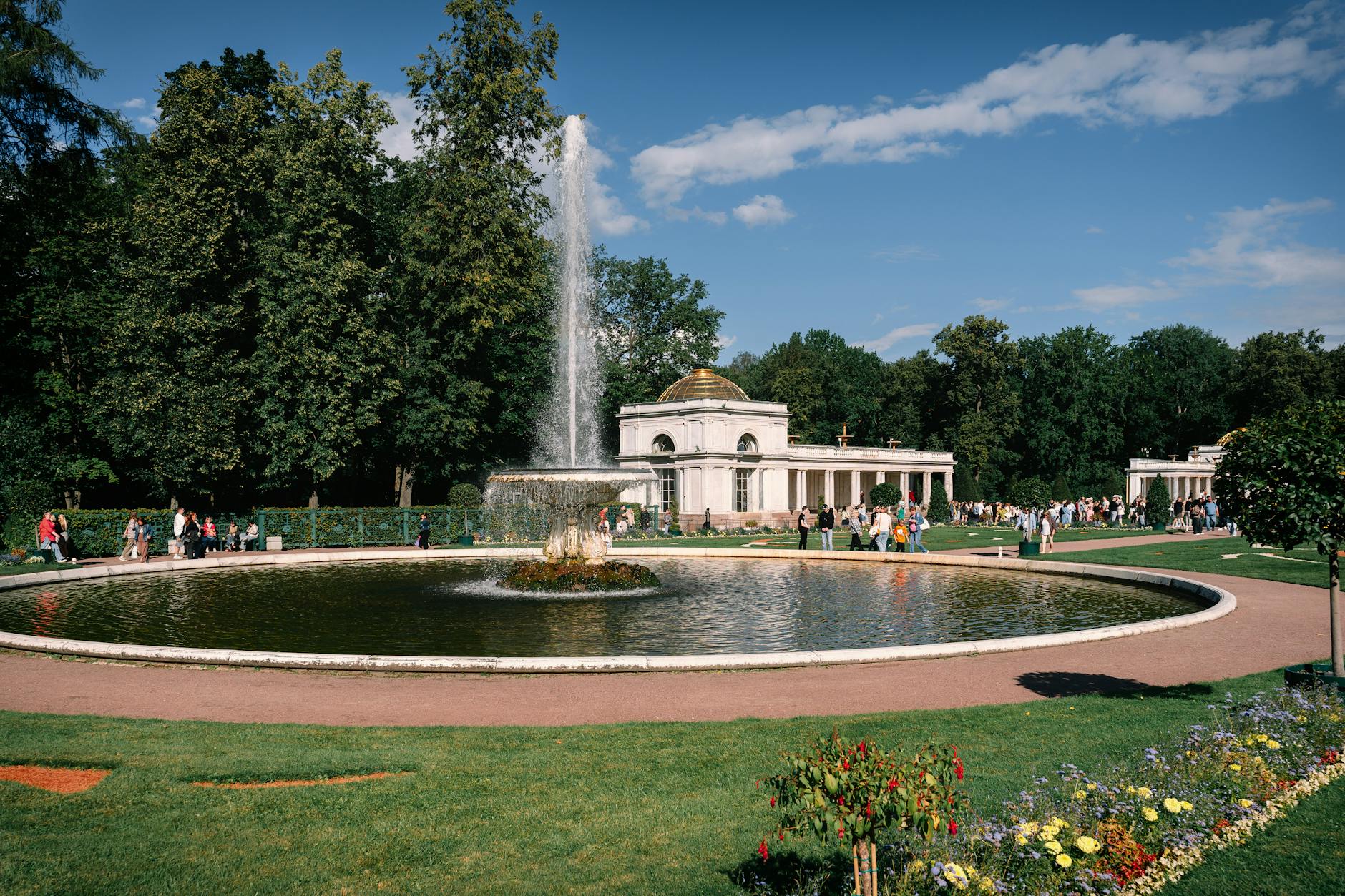 St. Petersburg Summer: Free Places to Visit and Bridge Openings