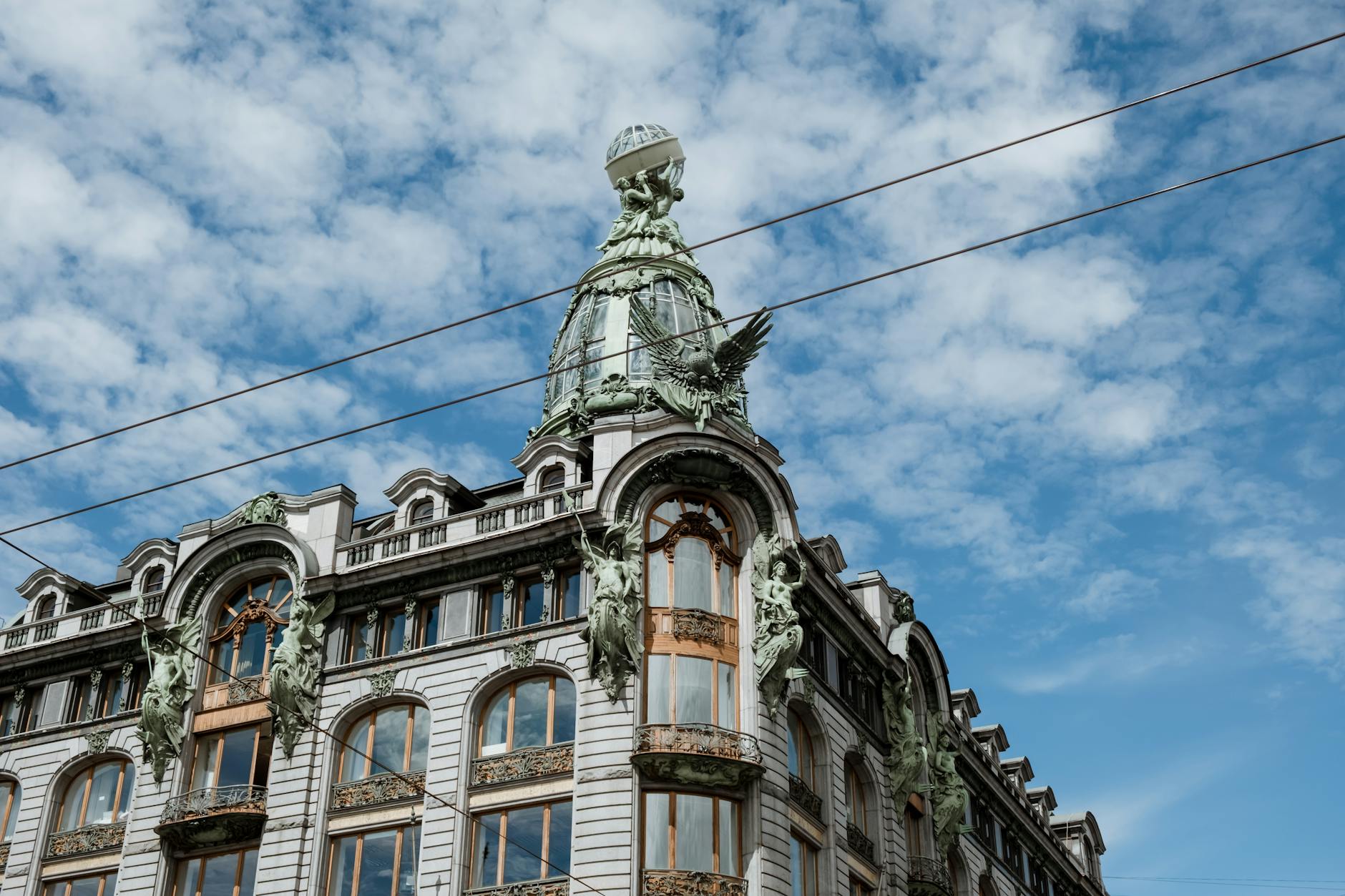 Stroll Along Nevsky Prospekt and Palace Square