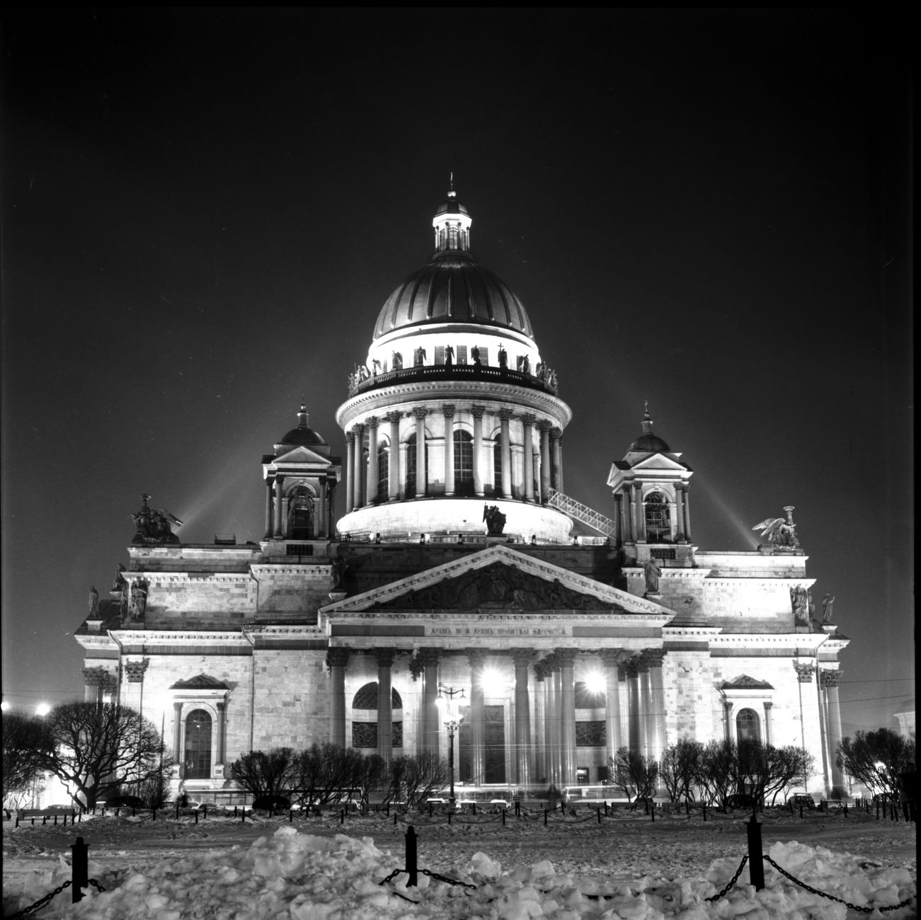 St Isaac's Cathedral Guide
