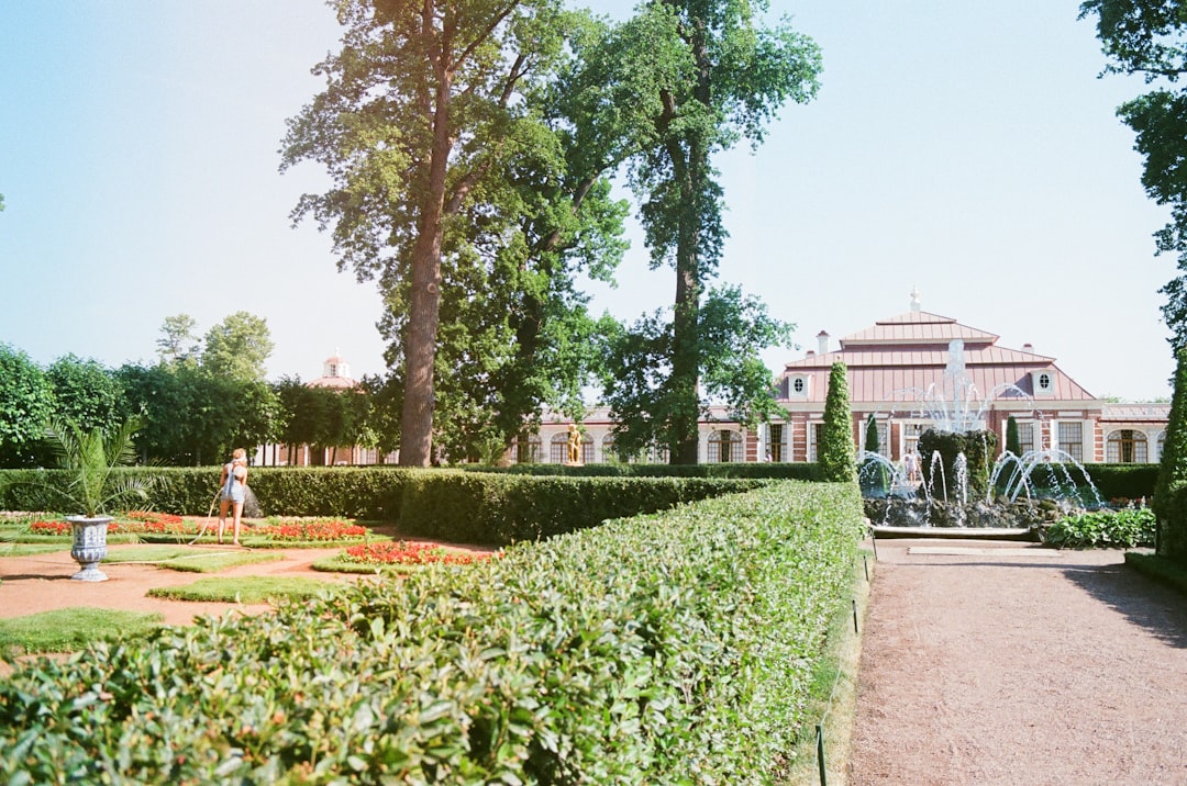Practical Visitor Information and Garden Layout