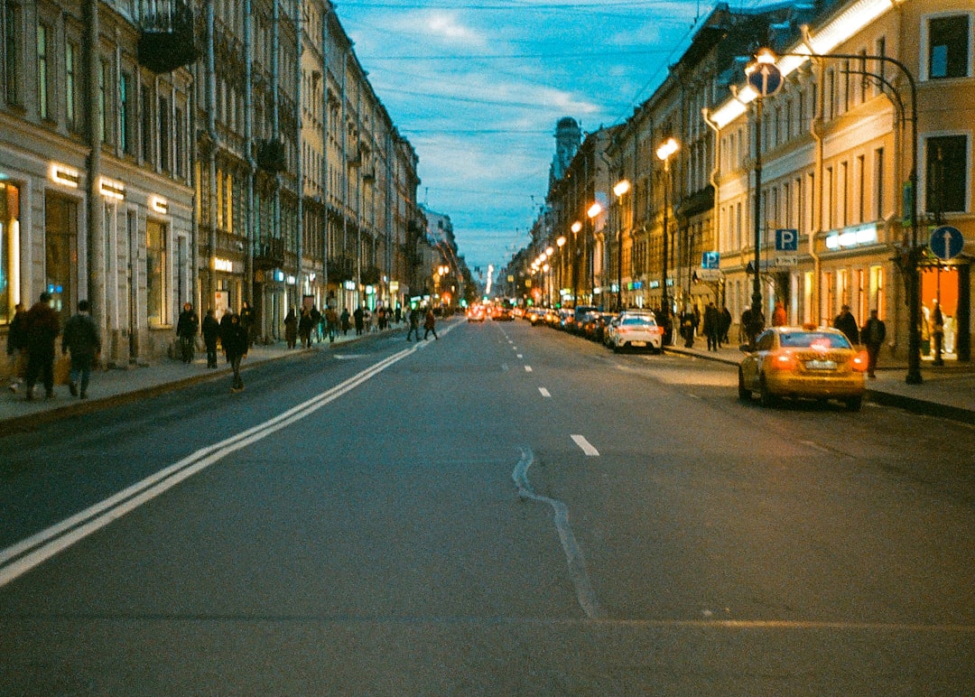 Practical walking itinerary, street-level tips, and essential phrases for navigating Saint Petersburg