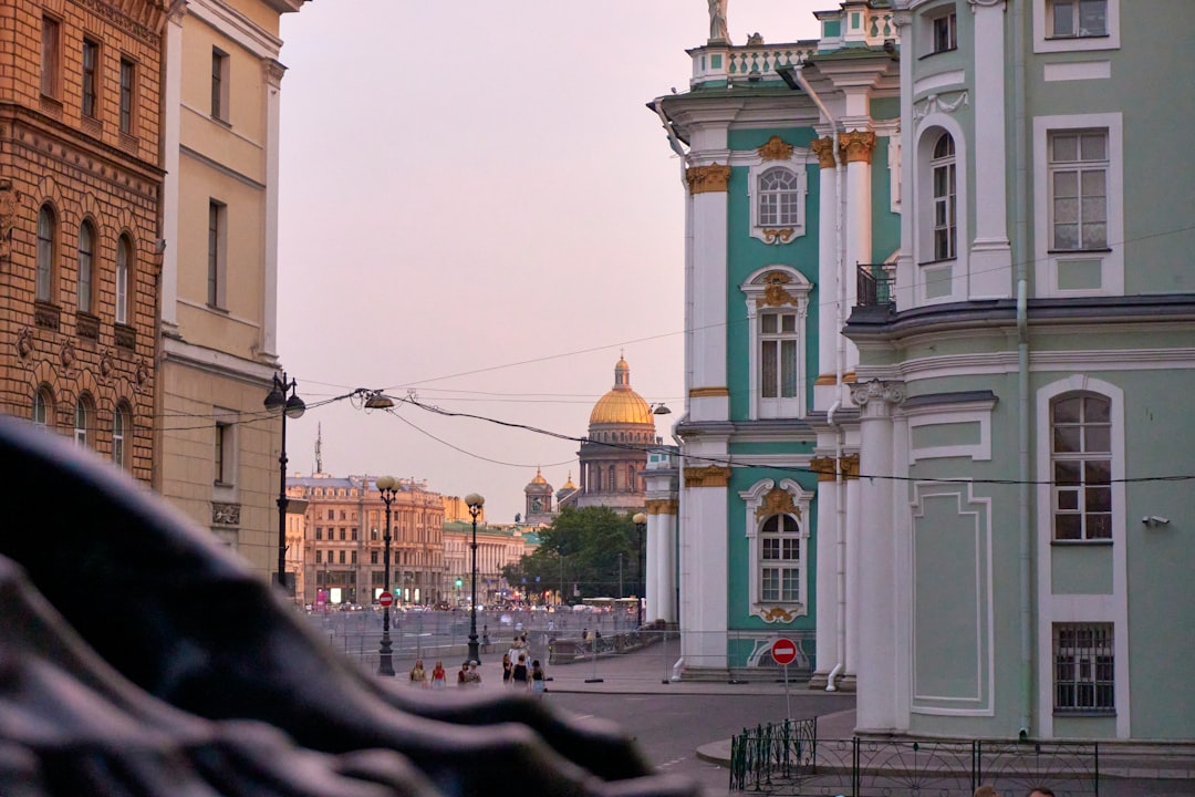 How should you walk Nevsky Prospect efficiently in 2026?