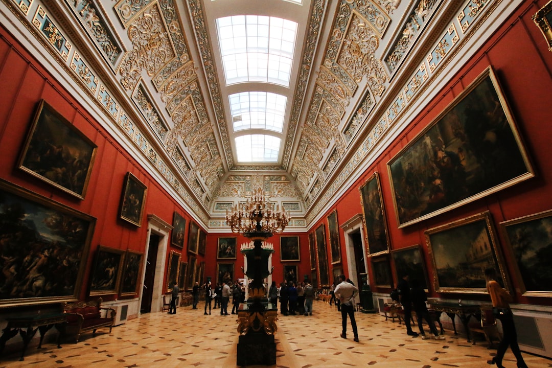 What are the museum's opening hours and ticket prices for 2026?