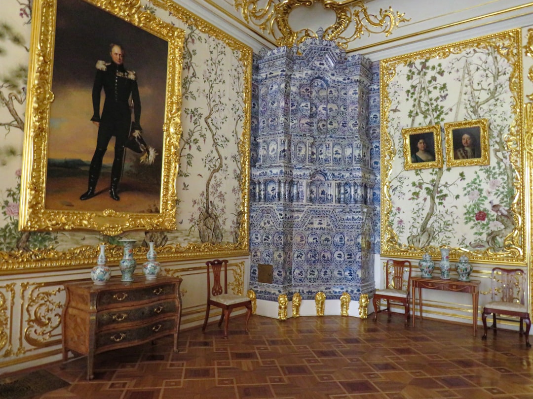 Which exhibits provide the most powerful insight into civilian life during the blockade?