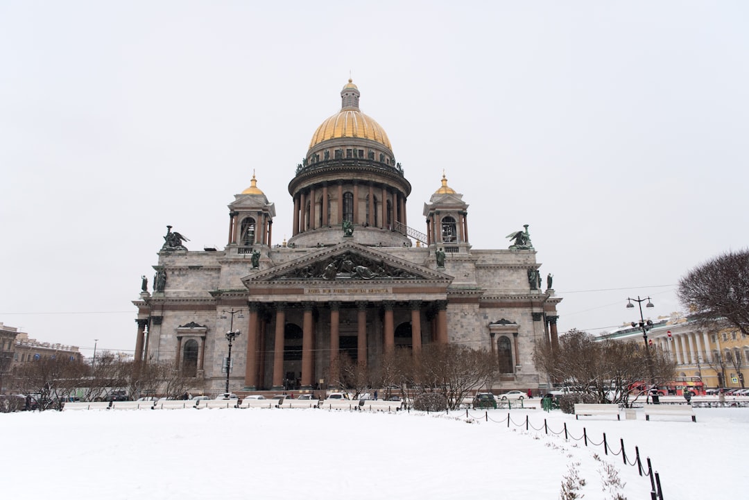 Do I need separate registration for day trips from Saint Petersburg?