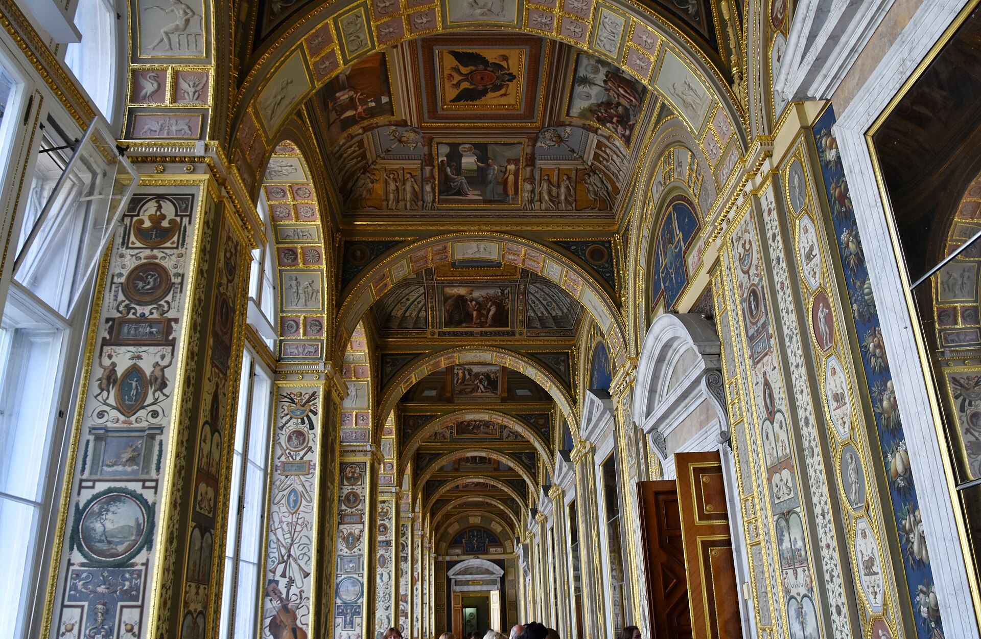 Raphael Loggias gallery view
