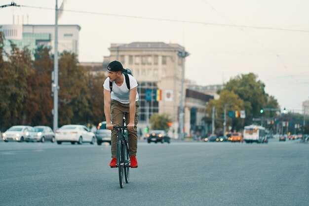 City-by-City Planner: Practical routes, gear tips, and planning for top destinations