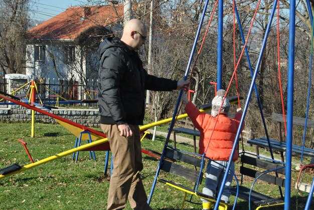 Best Visiting Times for Families: Crowds, Weather, and Light